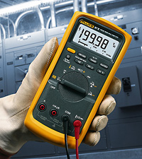 ͨ������Чֵ���I(y��)��(sh��)�ֶ��ñ�